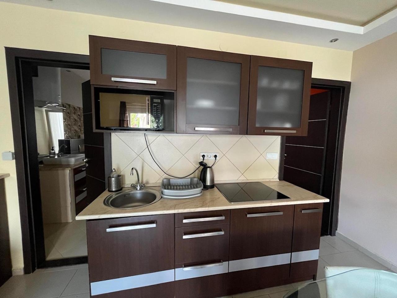 City Apartman Haz Балатонлелле Екстер'єр фото